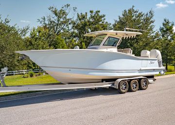 2023 Scout 305 LXF