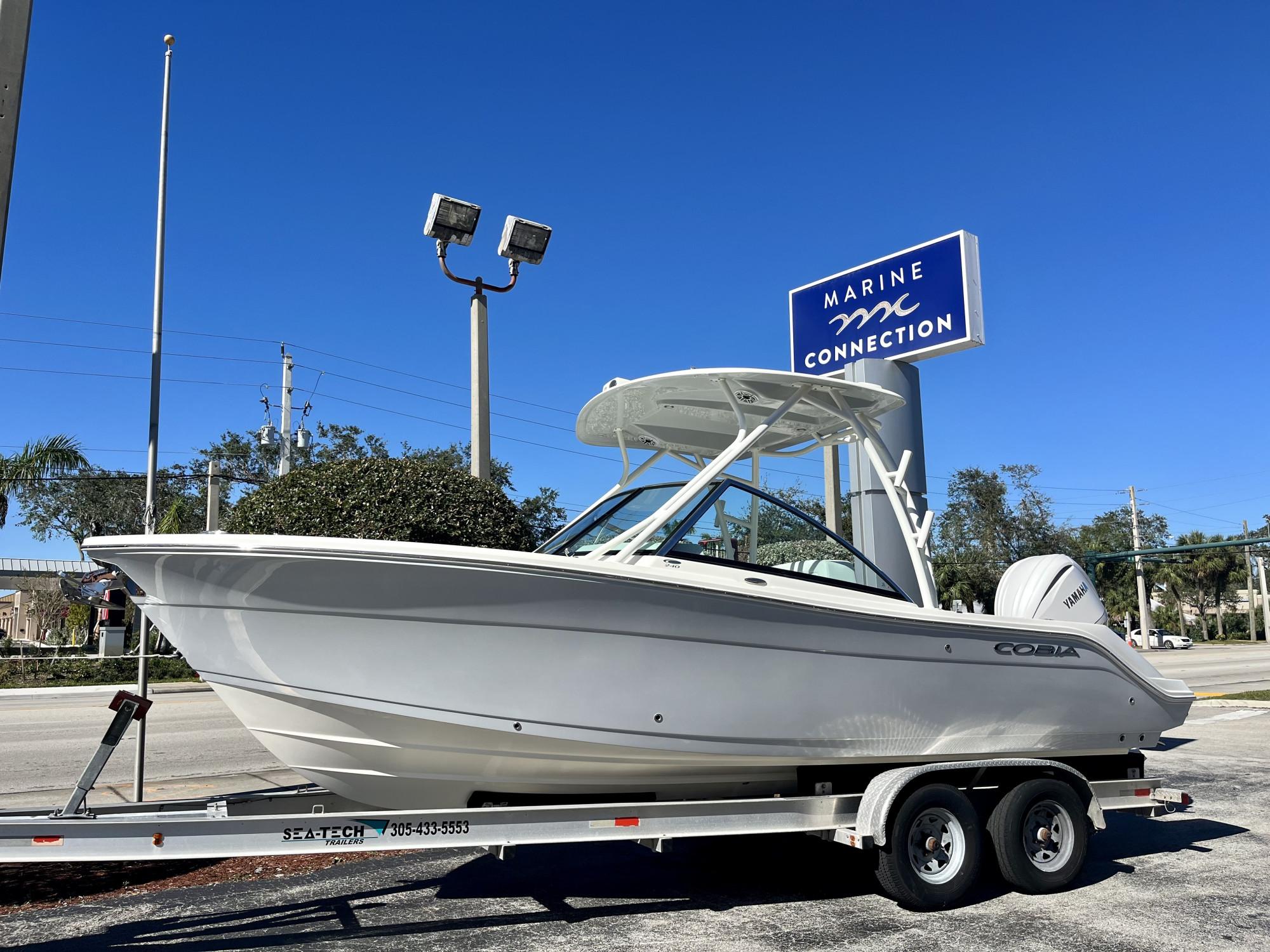 Cobia 240 DC