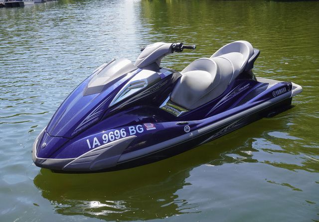 2011 Yamaha WaveRunner FX CR