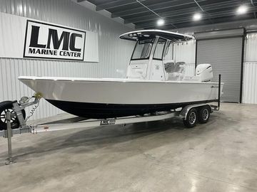2025 Sportsman Masters 247OE Bay Boat