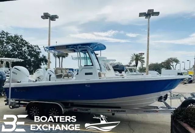 Everglades 253 CC