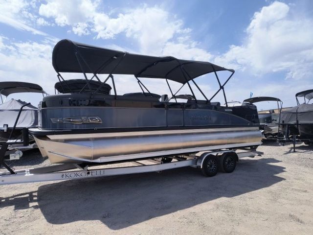 Avalon Catalina Versatile Rear Lounger 25 FT