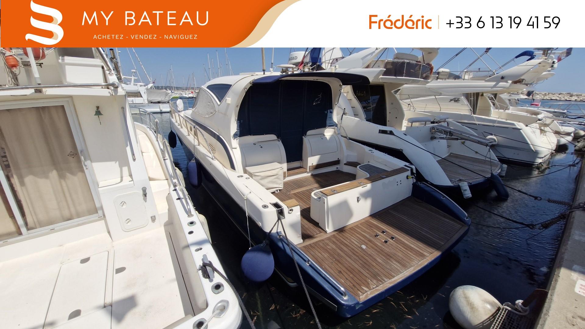 2001 Cayman Yachts 43 Open WA