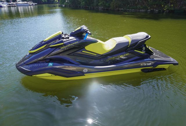 2021 Yamaha WaveRunner FX SVHO-CARBON/LIME YELLOW