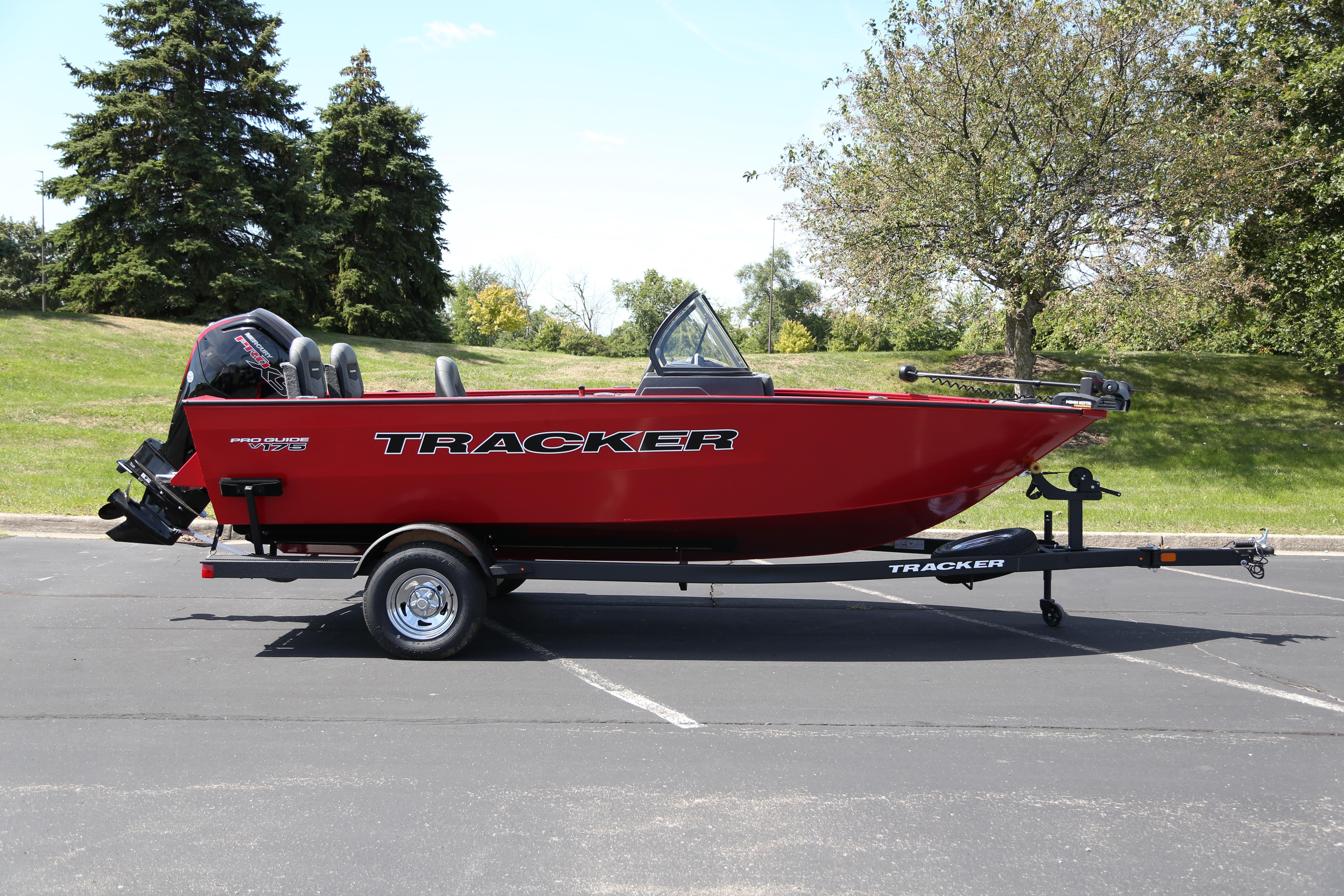 Tracker Pro Guide V-175 Combo 2026 Tracker Pro Guide V-175 Combo boat on trailer, parked outdoors.