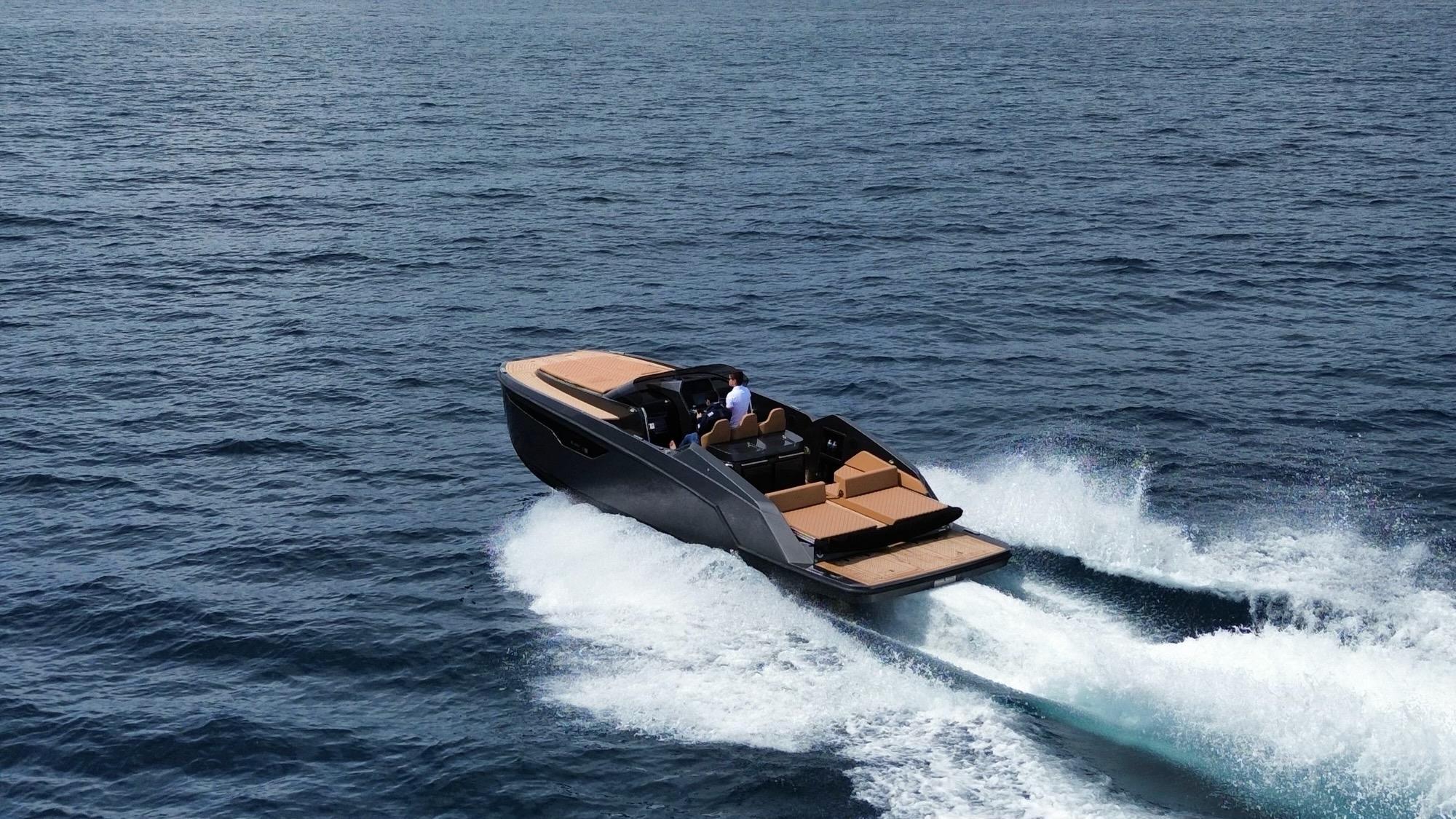 2023 Aurea 30 Cabin