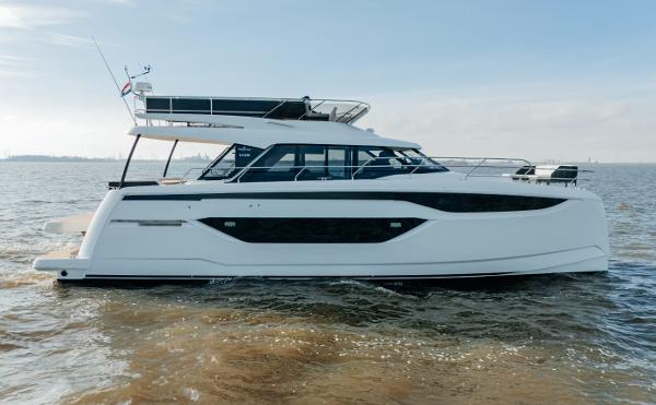 2023 Prestige M48 Power Catamaran