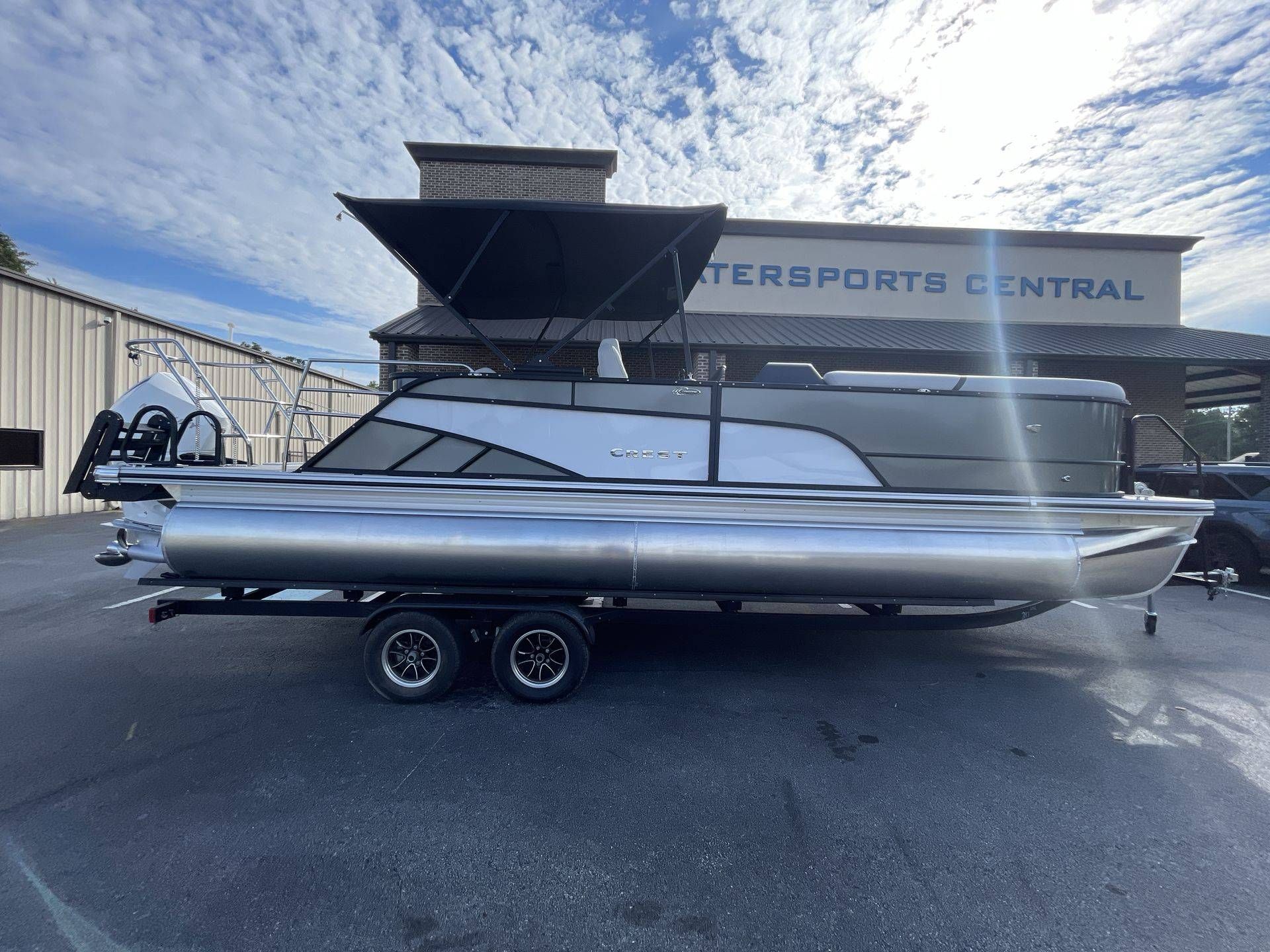 2026 Crest Conquest 250 SLSC