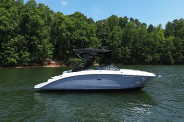 2023 Sea Ray SDX 270