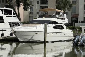 2000 Azimut 58