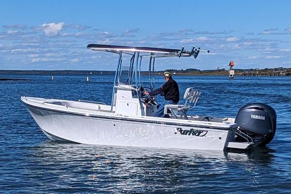 Parker 18SE Center Console Manufacturer Provided Image