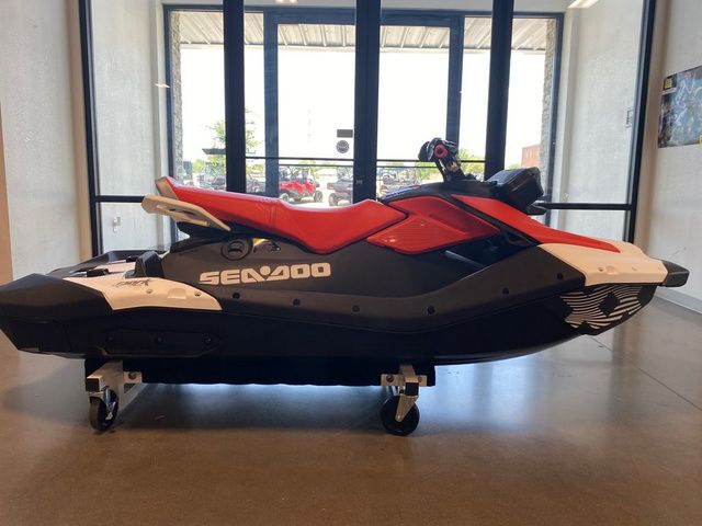 2025 Sea-Doo Spark Trixx For 3 Rotax 900 ACE - 90 Ibr A