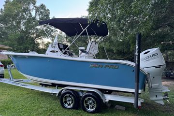 2022 Sea Pro 219 Center Console