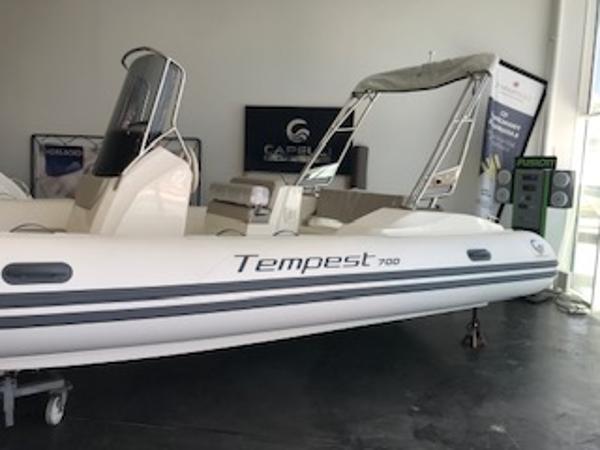 Capelli Tempest 700 TEMPEST 700