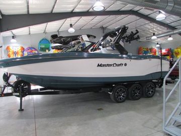 2025 MasterCraft X26