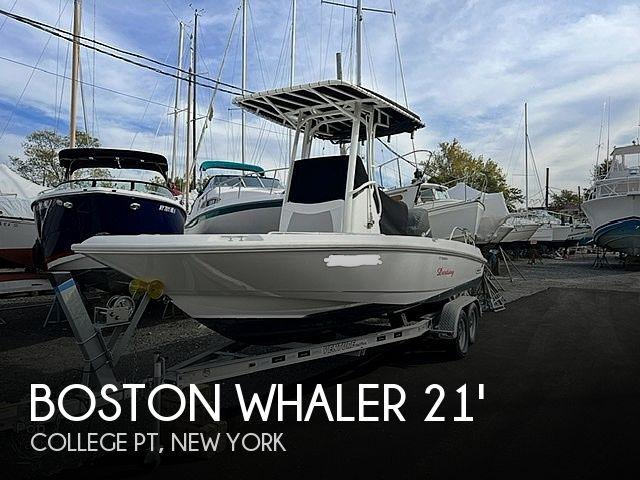 Boston Whaler Dauntless 210 2014 Boston Whaler Dauntless 210 for sale in College Pt, NY