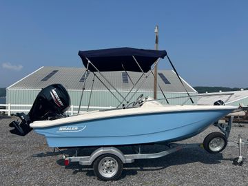 2025 Boston Whaler 130 Super Sport