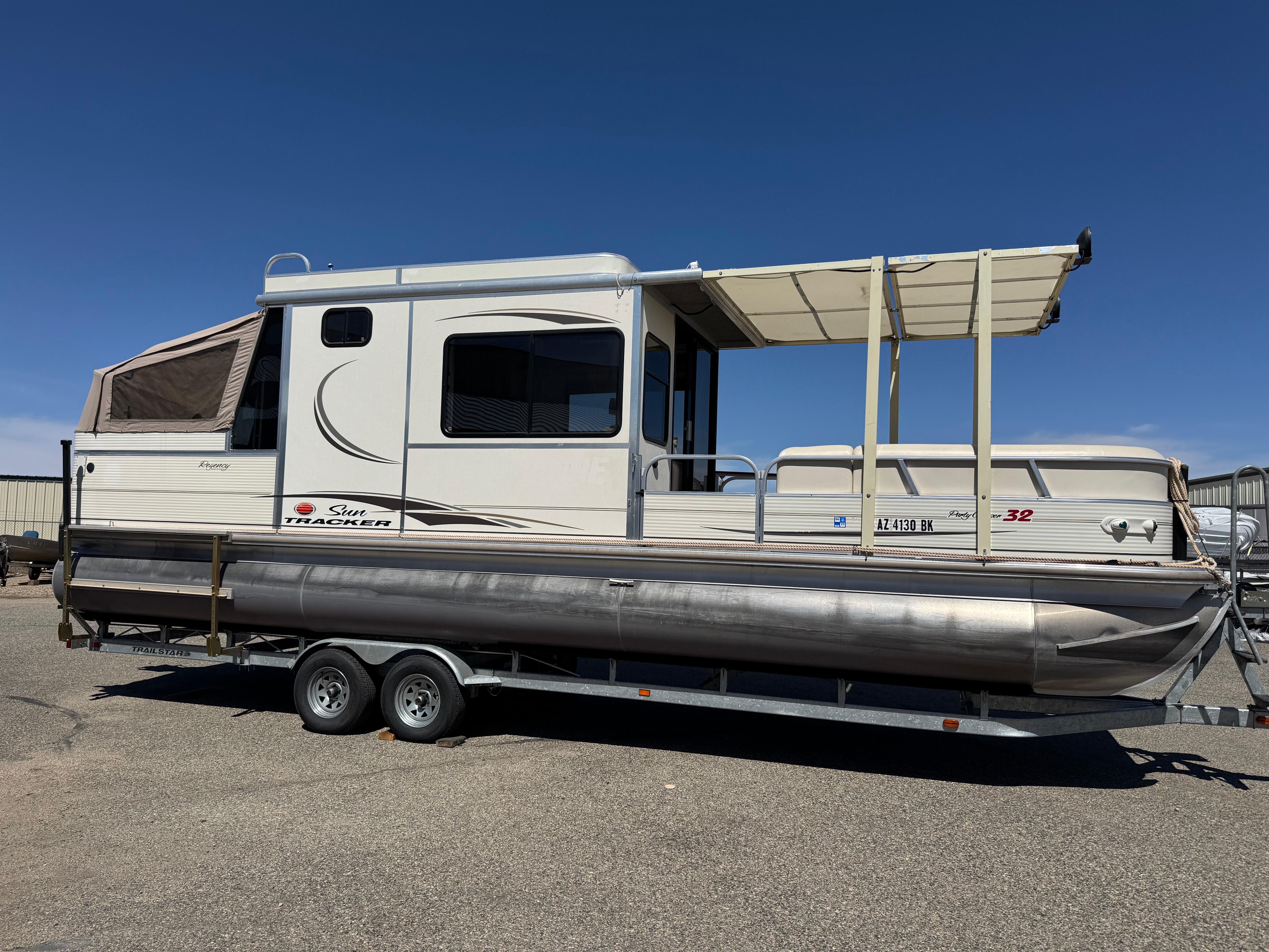 2006 Sun Tracker PARTY CRUISER 32 I/O Regency Edition, Prescott Valley ...