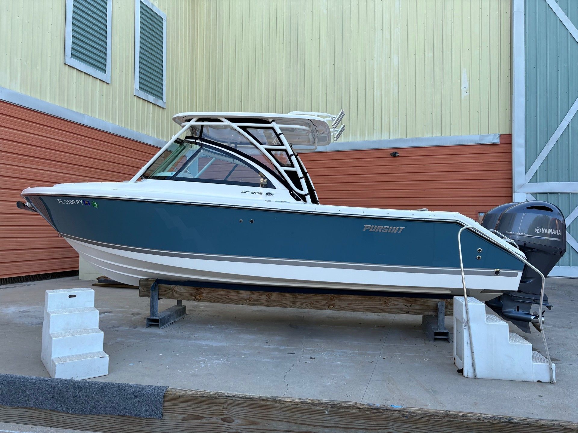 2015 Pursuit DC 265
