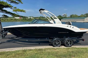2026 Chaparral 23 SSi