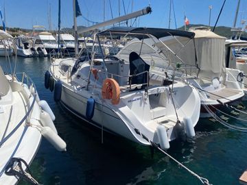 2006 Hunter 31