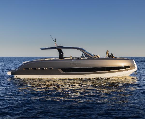 2025 Invictus Yachts TT 460
