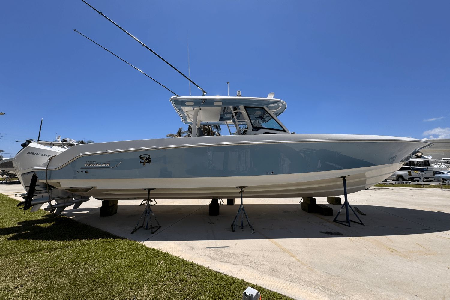 2022 Boston Whaler 380 Outrage
