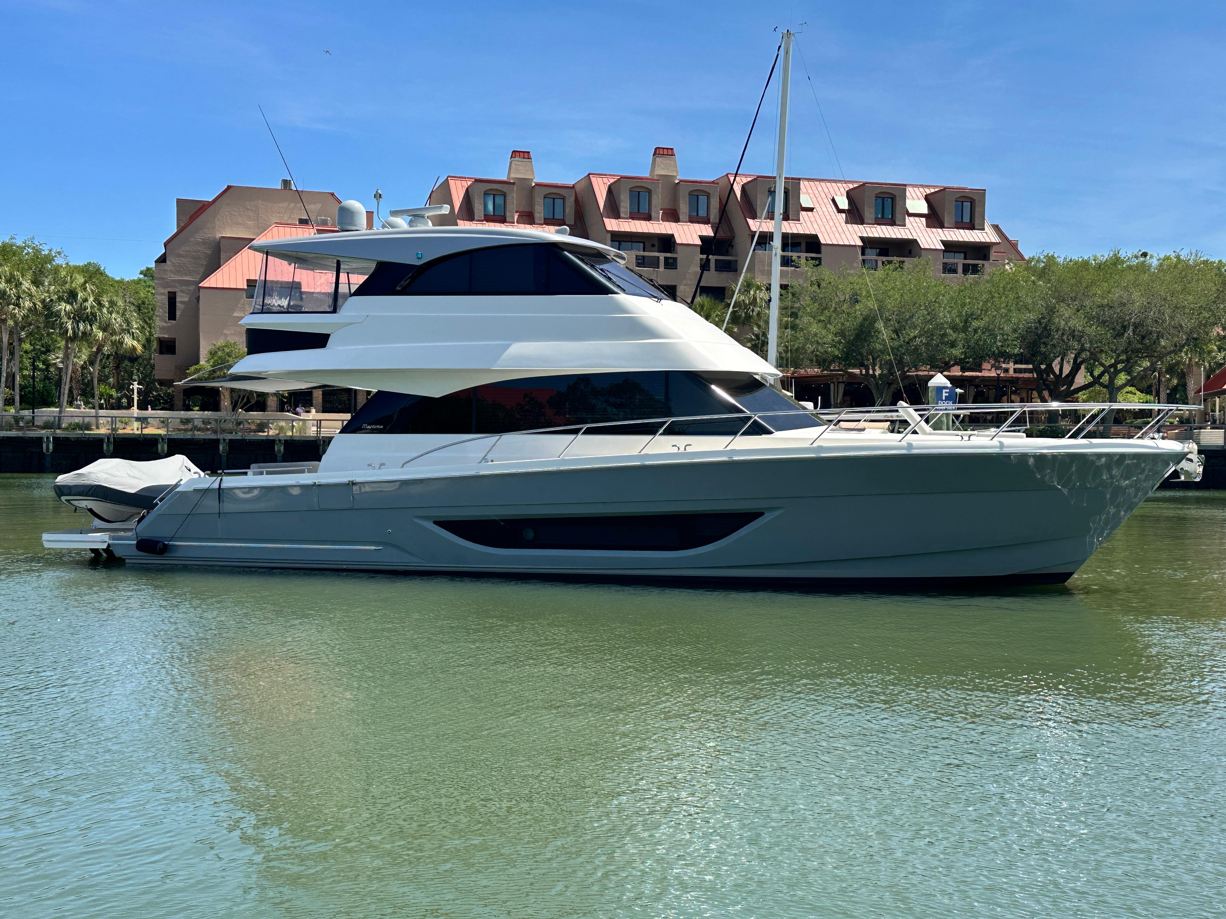 2023 Maritimo M55