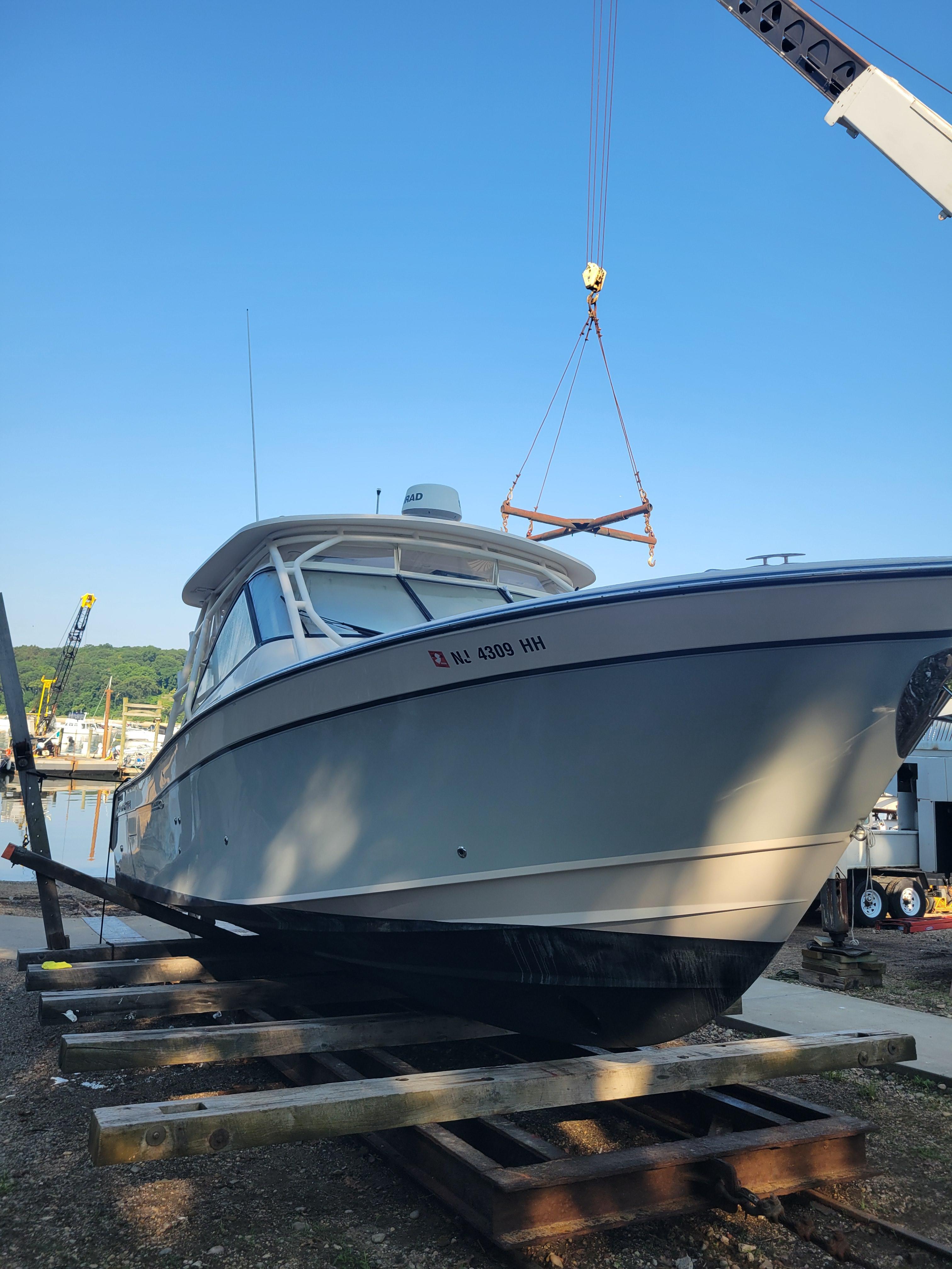 2016 Grady-White Freedom 335