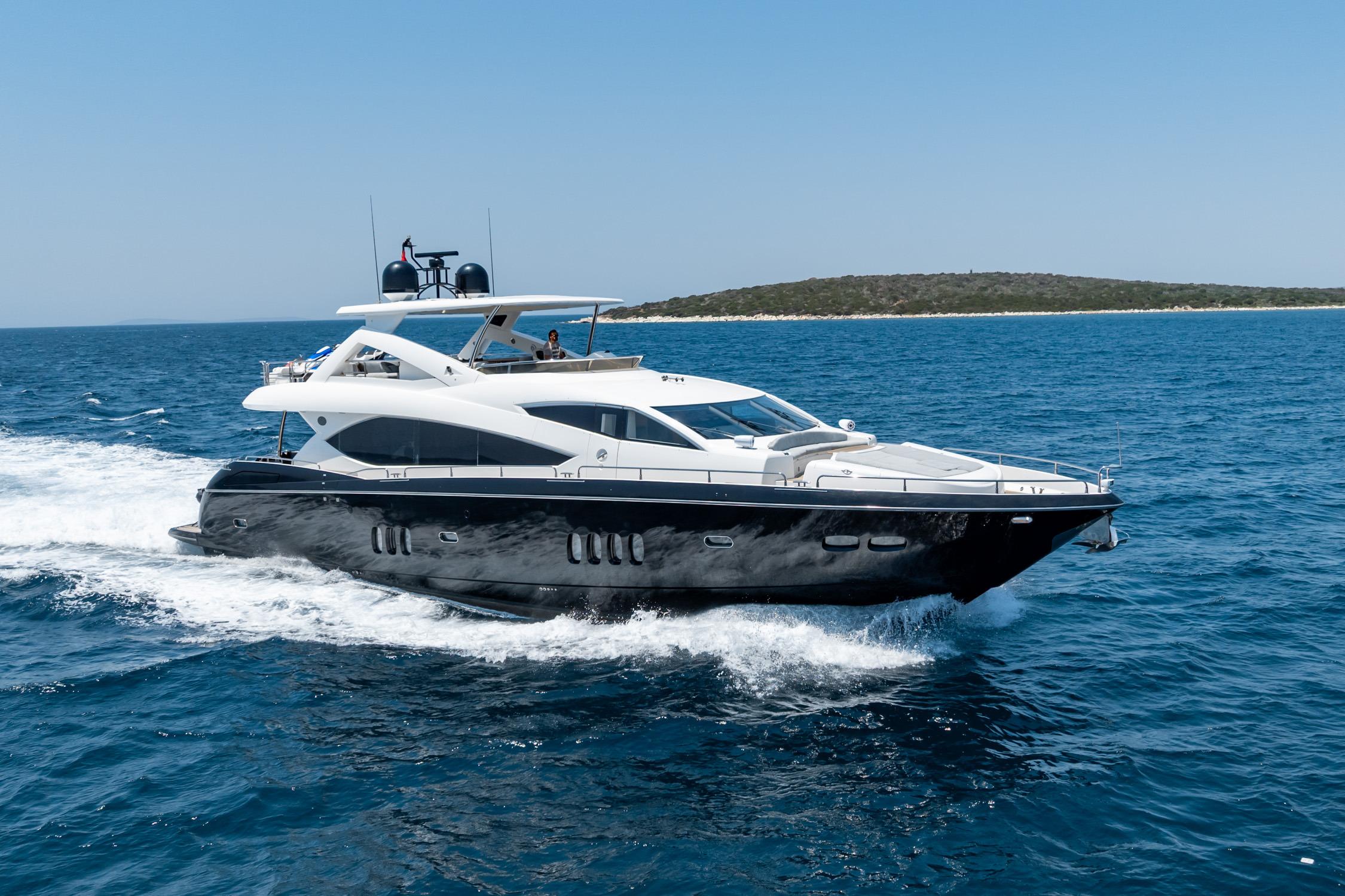 2008 Sunseeker 86 Yacht