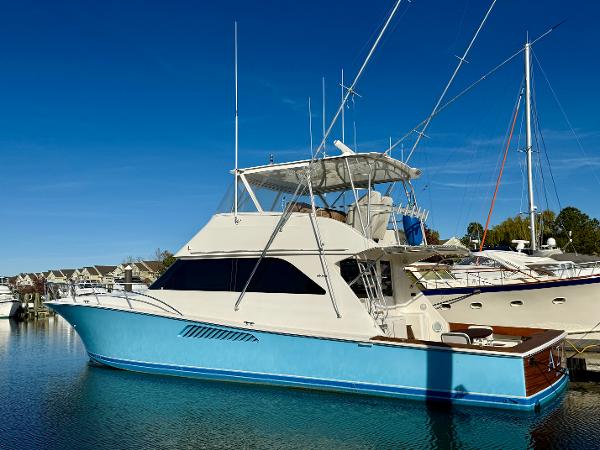 1999 Viking 55 Convertible