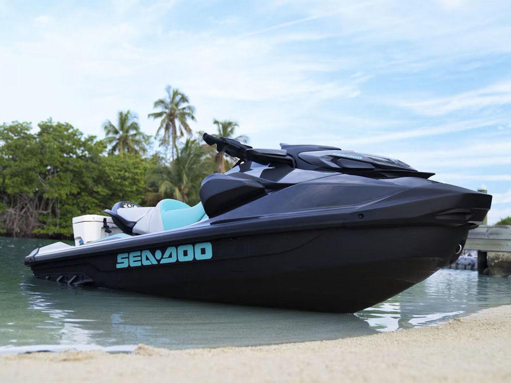 Sea-Doo GTR™ 230 BRP Premium Audio, iBR