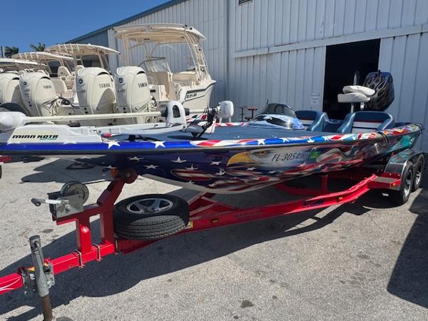 2006 Storm Boats 22
