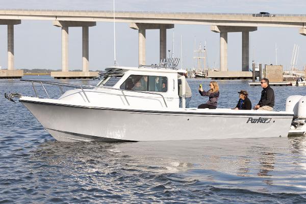 2025 Parker 2420 Sport Cabin