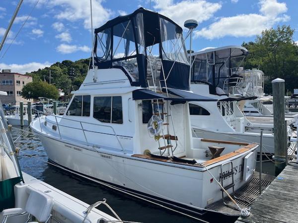 1989 Cape Dory 33