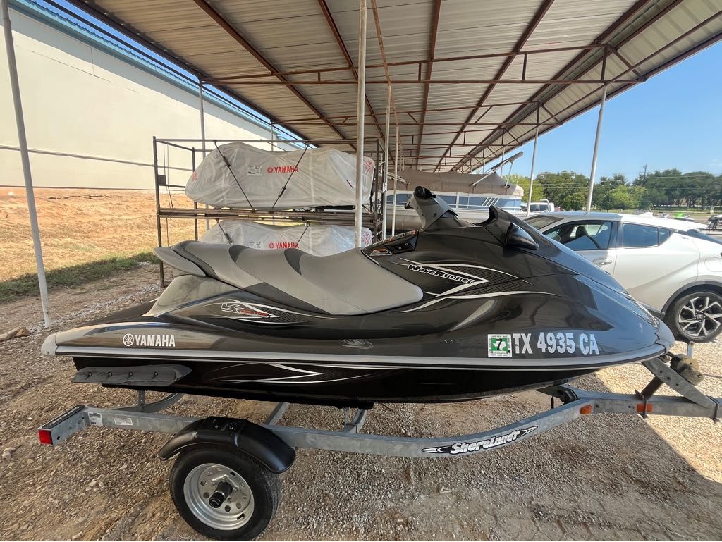 2013 Yamaha Boats VX Deluxe