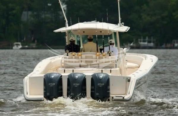 2010 Grady-White 366 Canyon