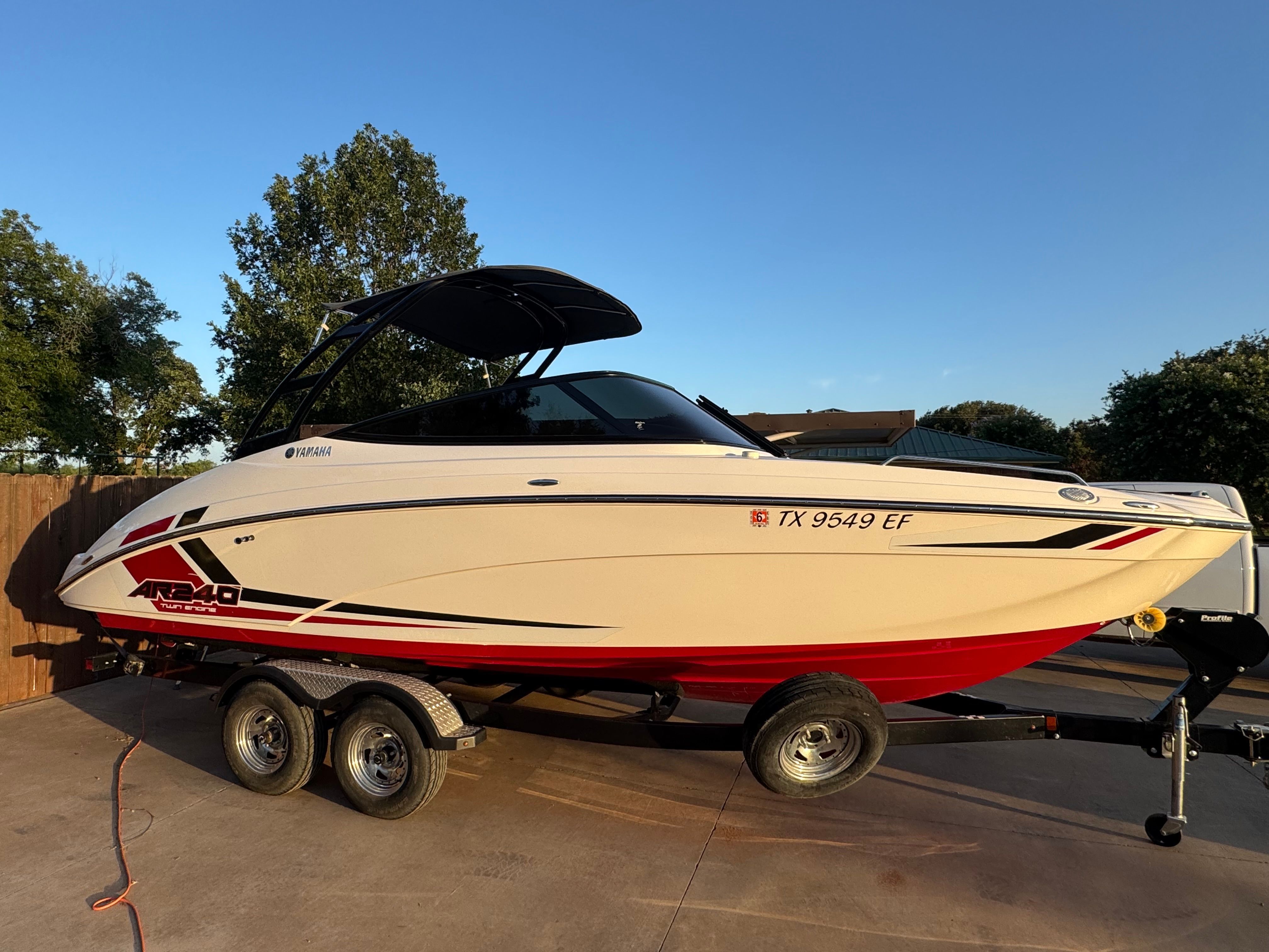 2017 Yamaha Boats AR240