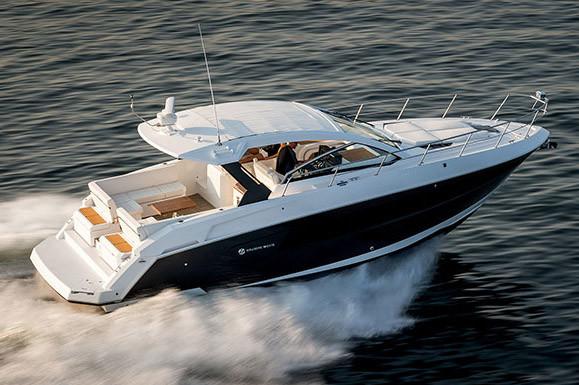 Cruisers Yachts Boat image