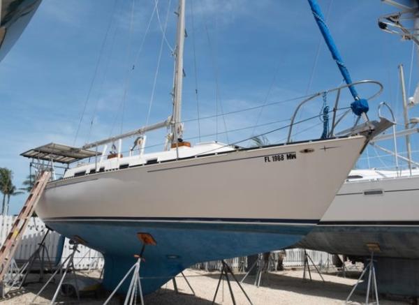 1976 Ontario Yachts 32