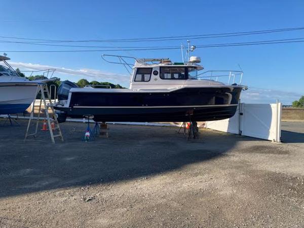 2023 Ranger Tugs R25SC