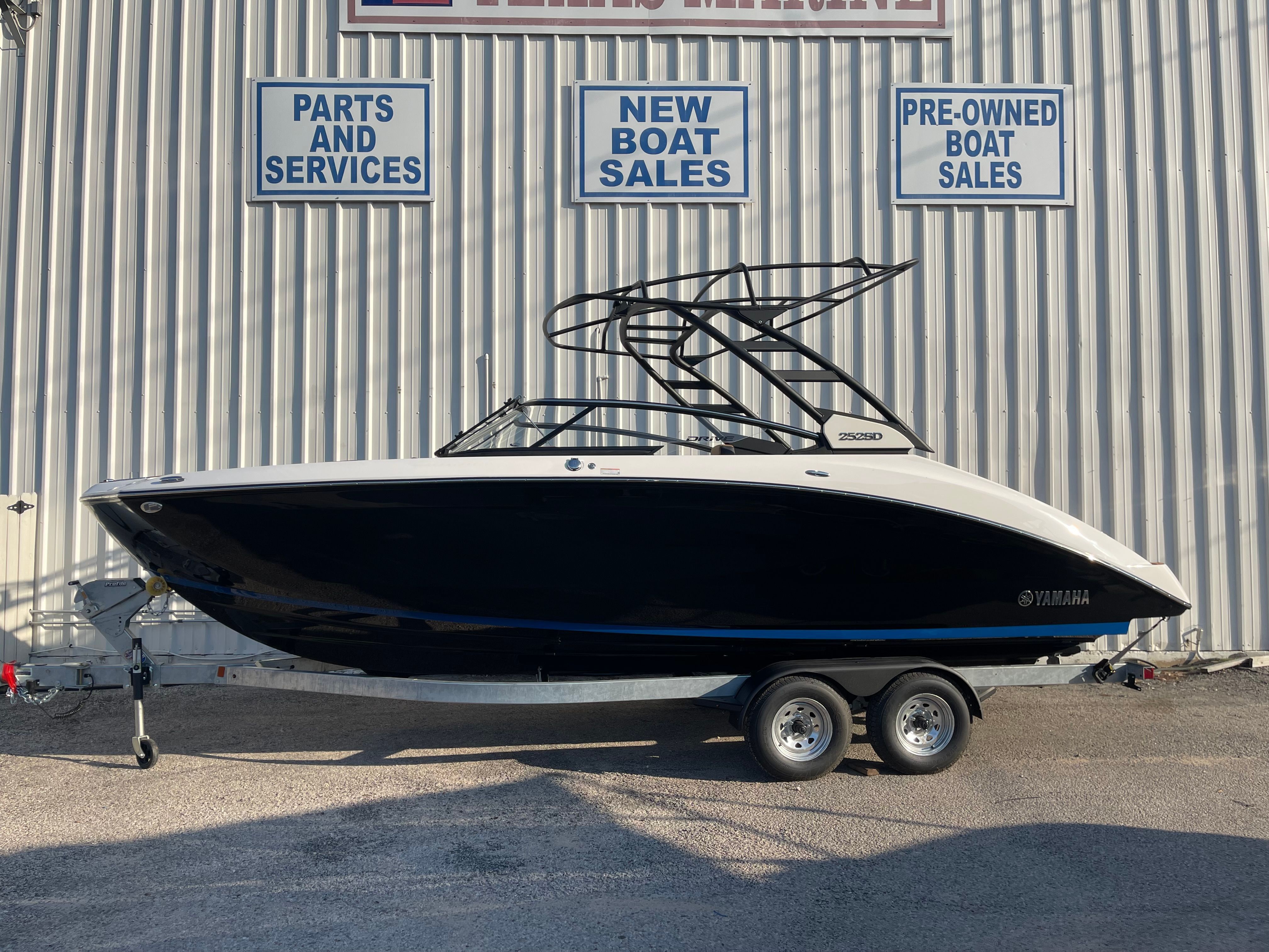 2026 Yamaha Boats 252SD