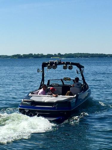 2015 Axis T23