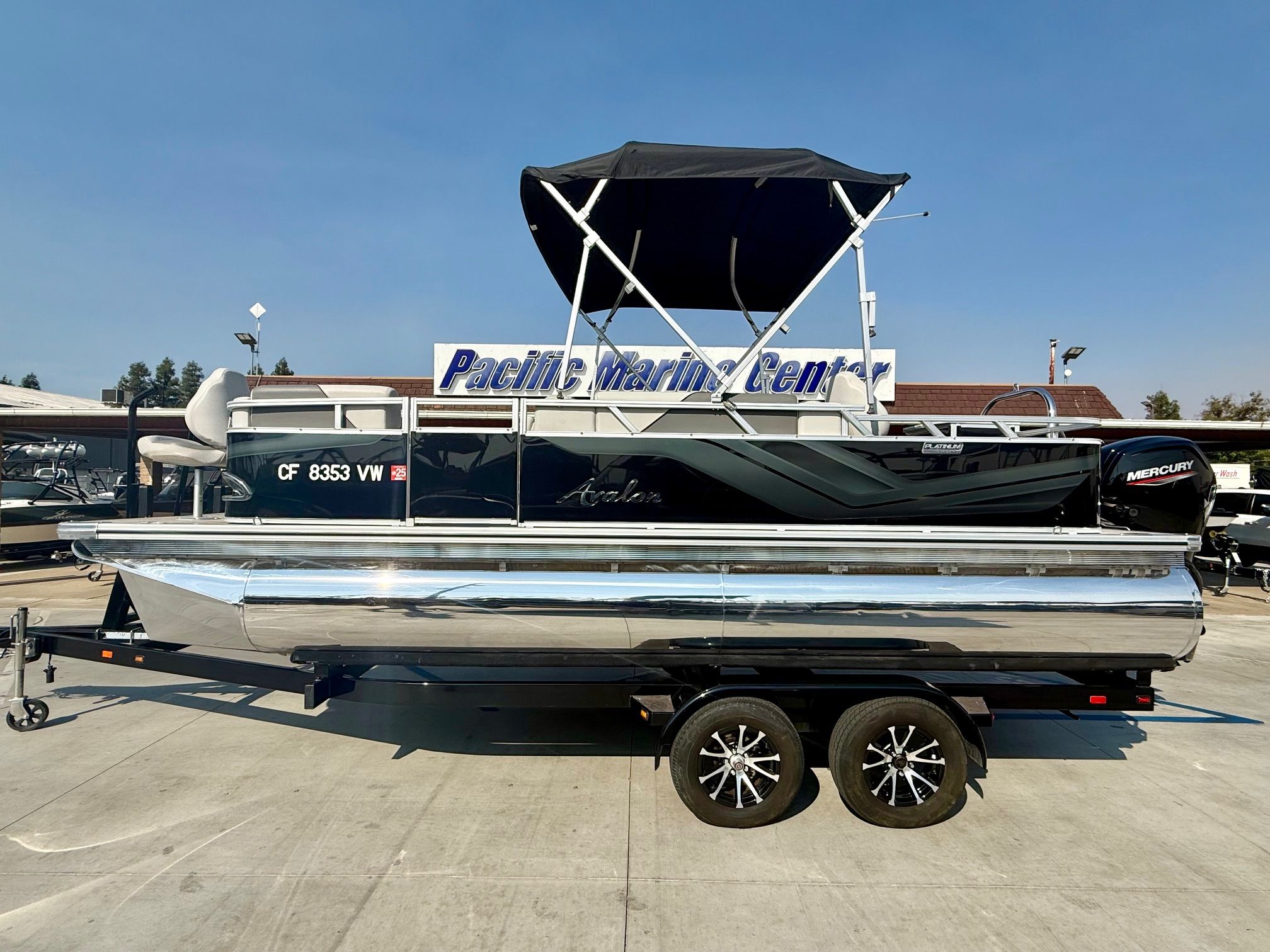 2023 Avalon Venture Fish N Cruise 21 w/ 115HP Mercury!