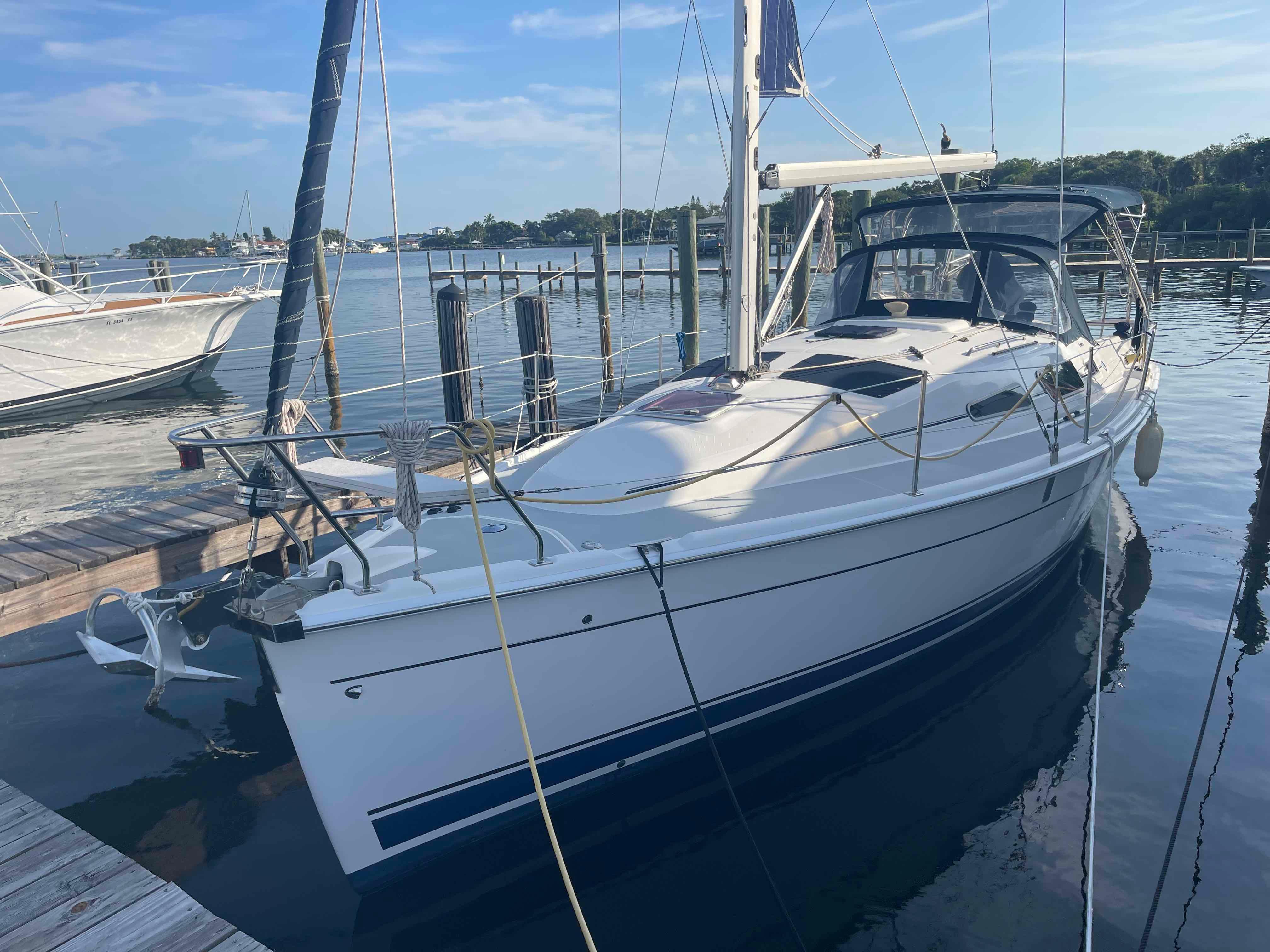 2008 Hunter 33