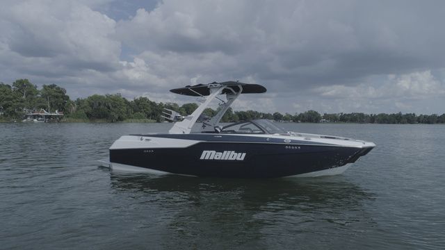Malibu M220