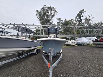 2026 Sea Hunt Ultra 219