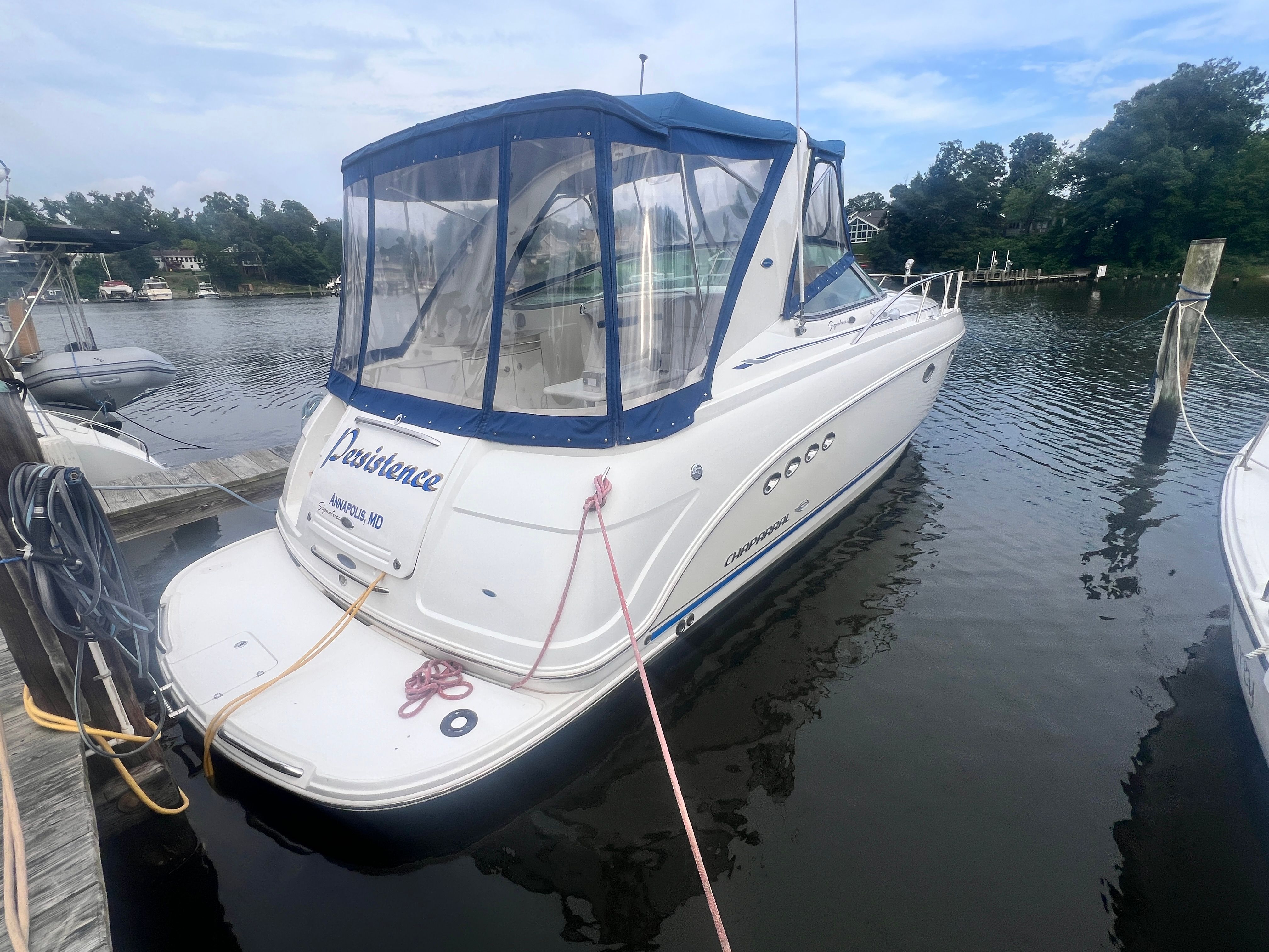 Chaparral Signature 350