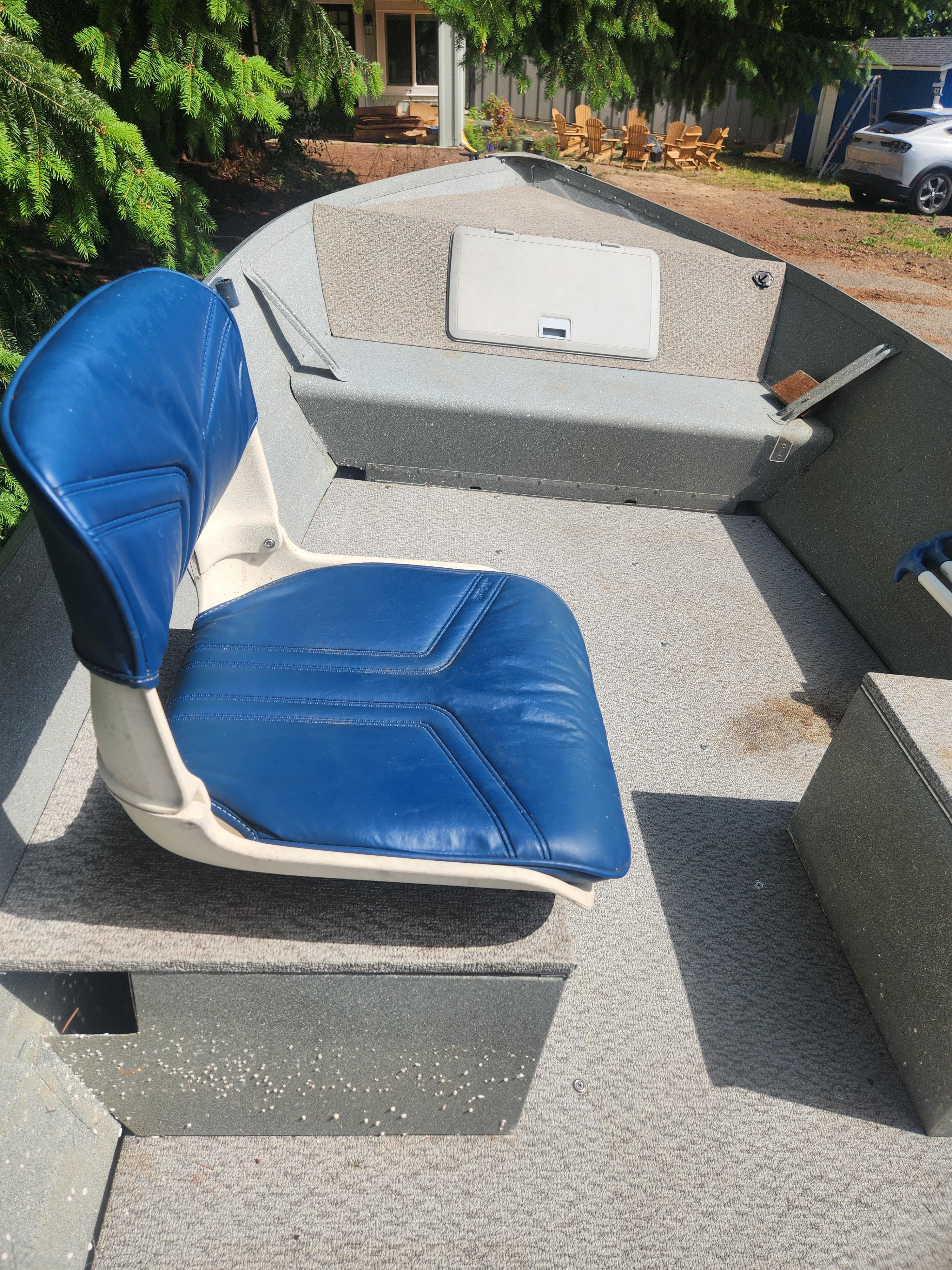 1996 Smoker Craft 12 ft Aluminum