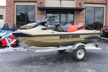 2025 Sea-Doo RXT-X™ 325 Metallic Tan / Lava Red Premium